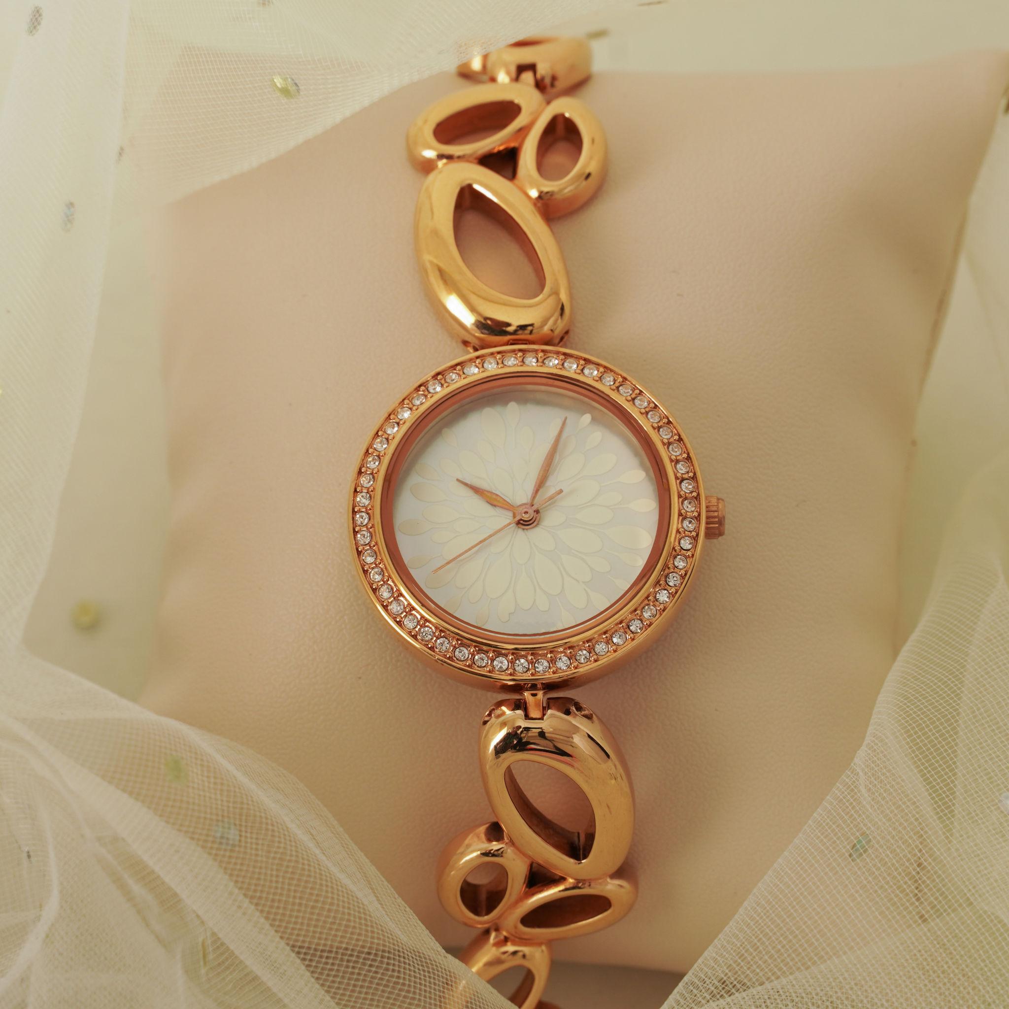 Women watch 