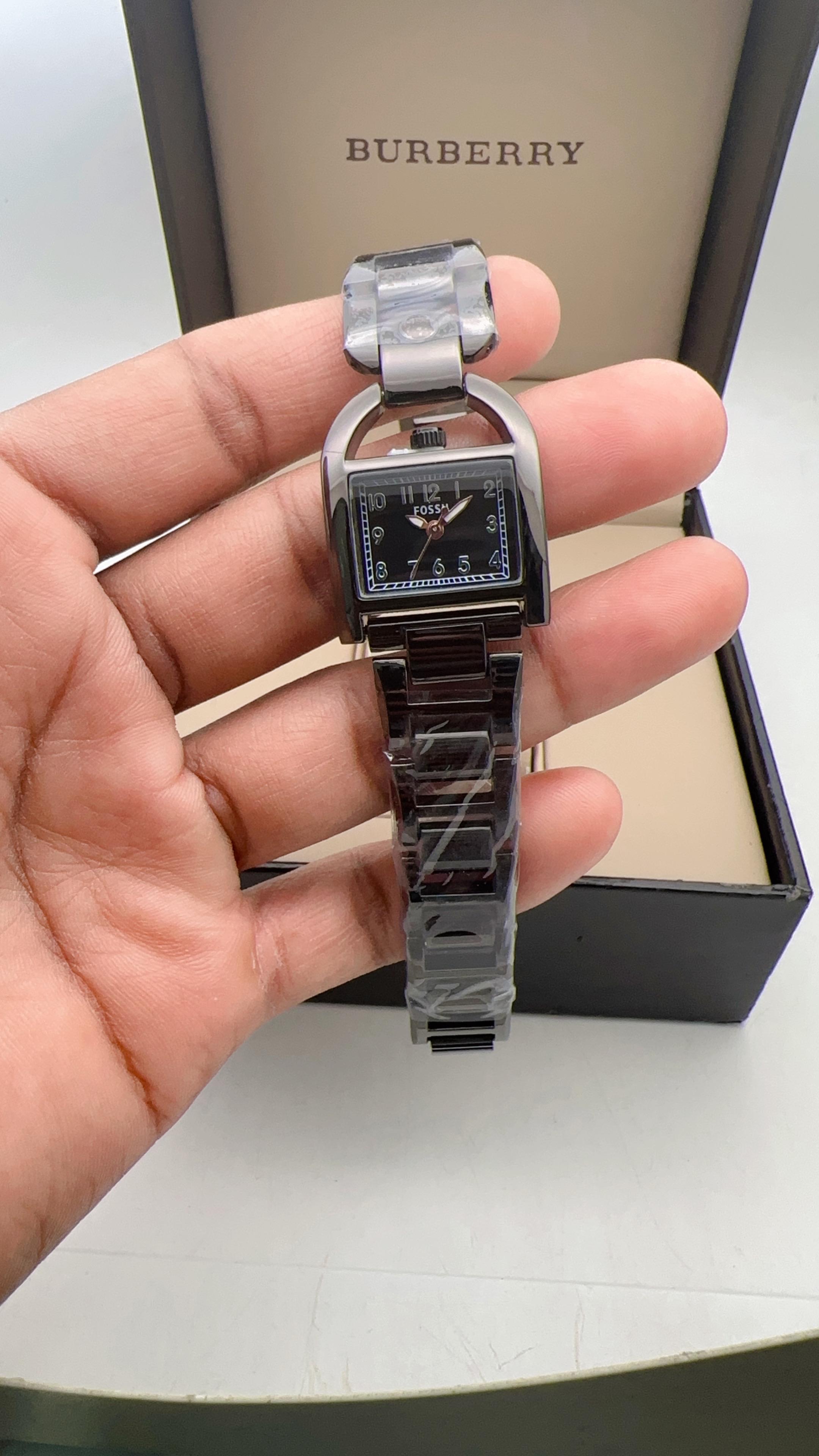 Fossil Ladies Watch D8 Quartz Movement Stainless Steel India