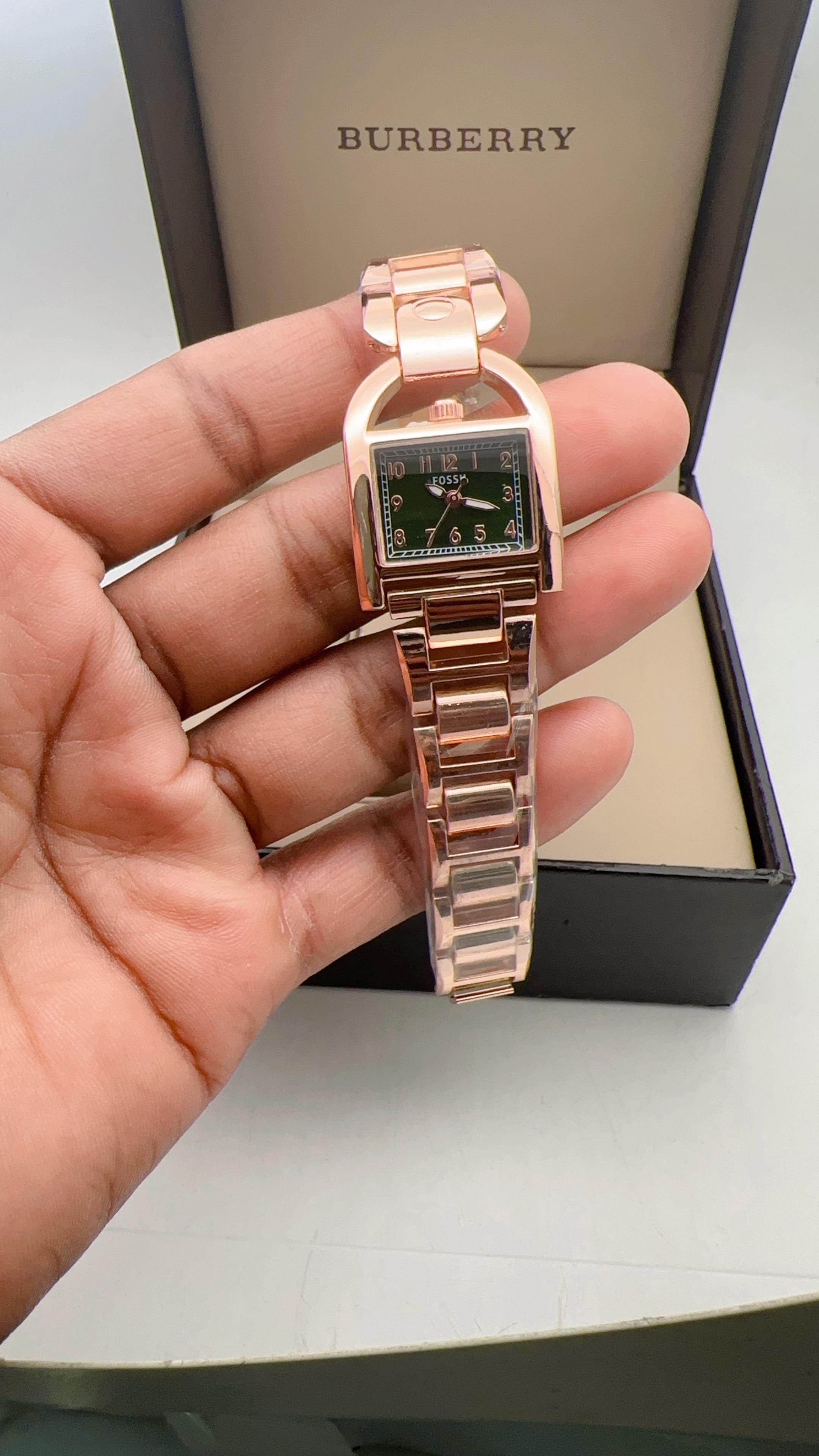 Fossil Ladies Watch D7 Everyday Watch Branded Women India