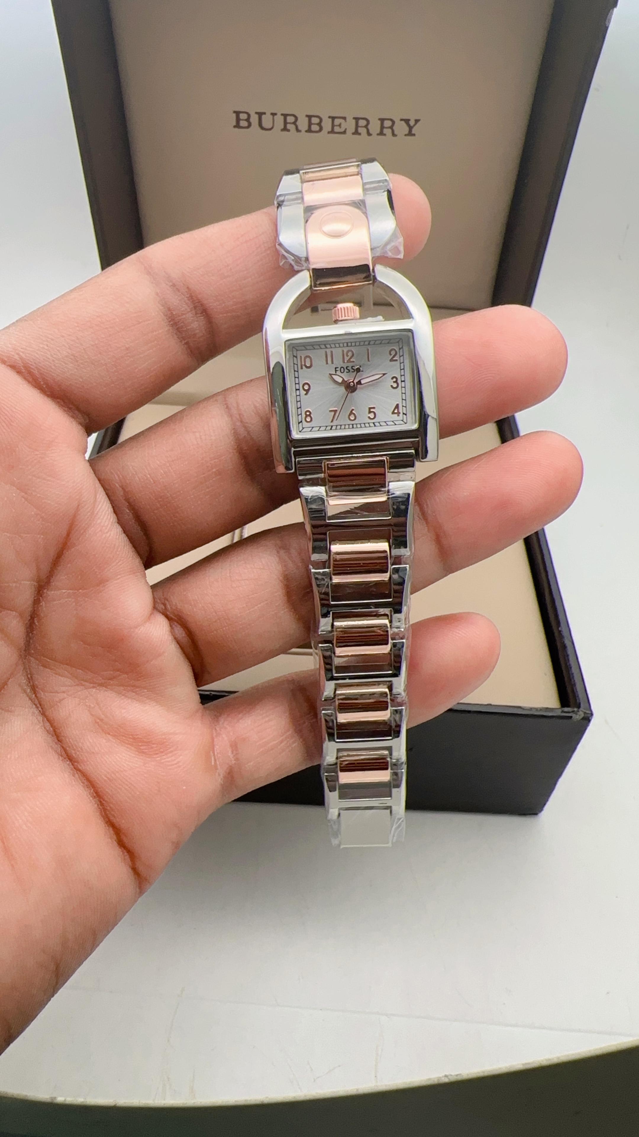 Fossil Ladies Watch D11 Premium Minimalist Dial Women Watch India