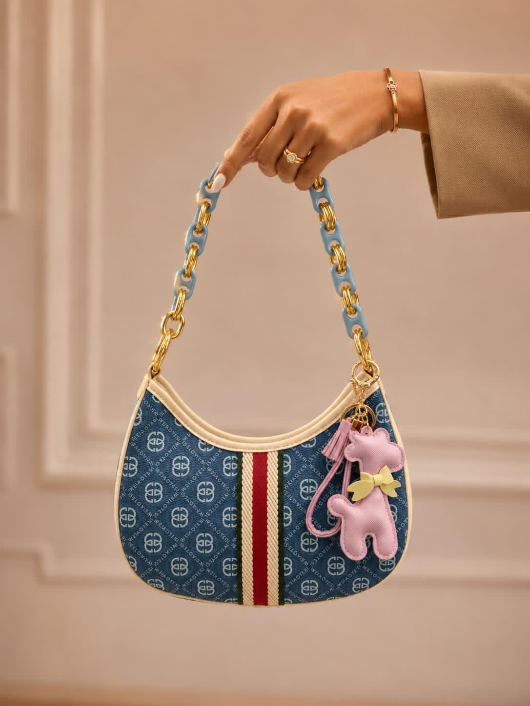 Cute Elegant Shoulder Bag Blue premium leather - PR Collection