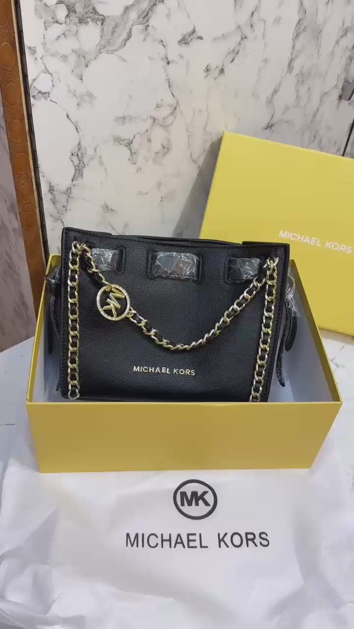 Premium Chain Crossbody Bag – Latest Arrival