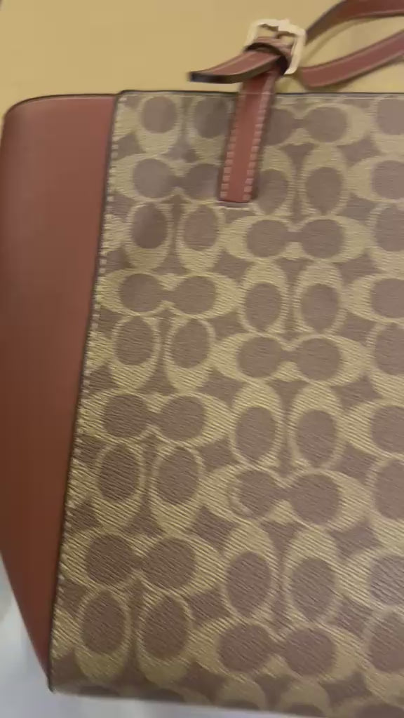 Signature Print Tote Bag | With Dust Cover