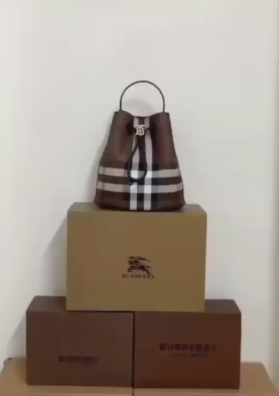 TB Bucket Bag in Dark Rich Brown