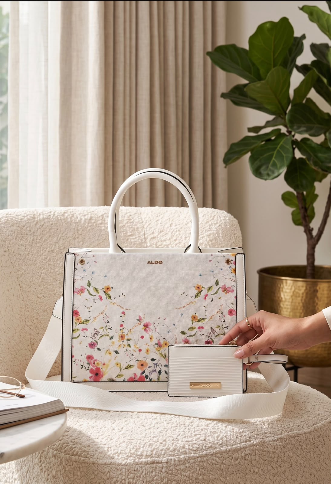 Women Floral Handbag D3 With Box Dust Bag Full Detailing Luxury Premium Handbag India