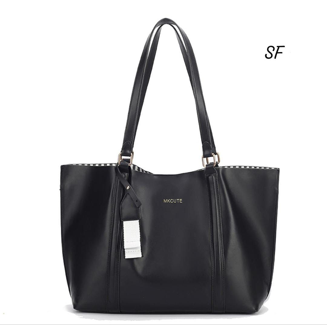 Premium Imported Tote Bag Interior View Spacious Smooth Zipper India