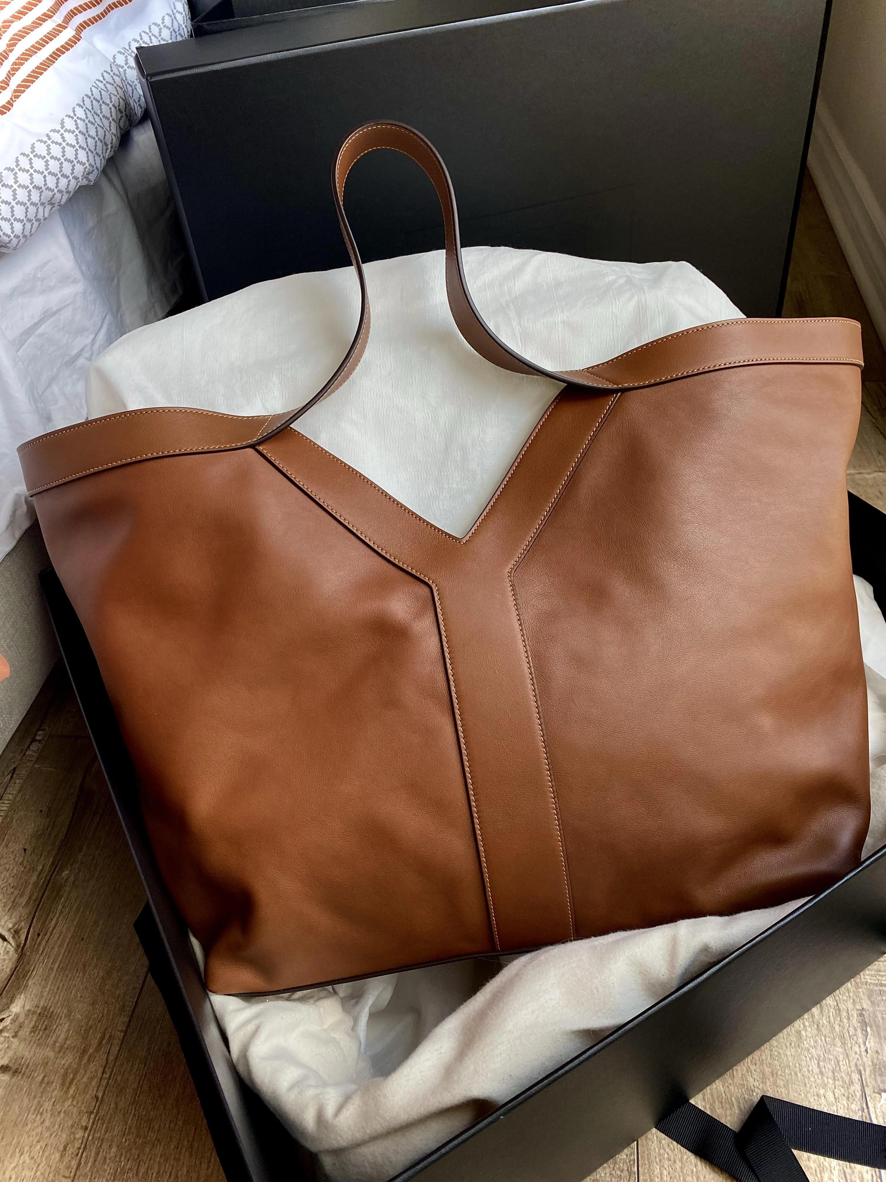 Y Large Tote Bag