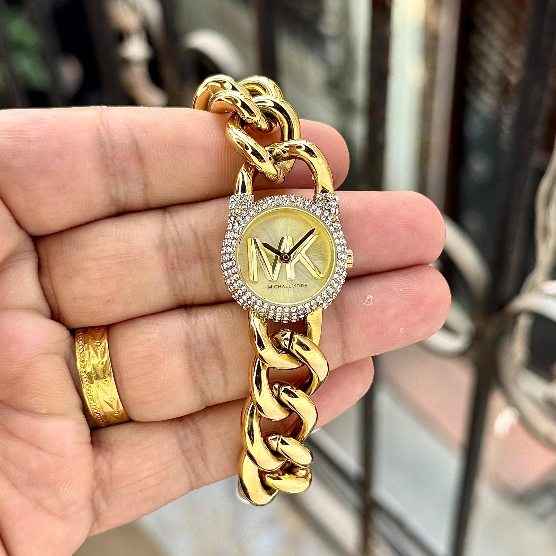 Michael Kors MK01067 Glamour Chain-Link Ladies Watch - PR Collection