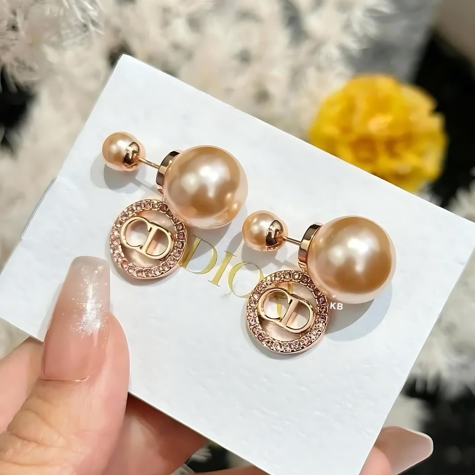 Dior Tribales Earring With OG Box Dust Cloth Ribbon Card Carry Bag