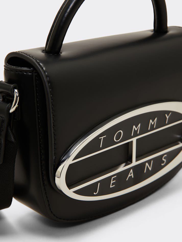 Tommy Hilfiger Style Bag - PR Collection