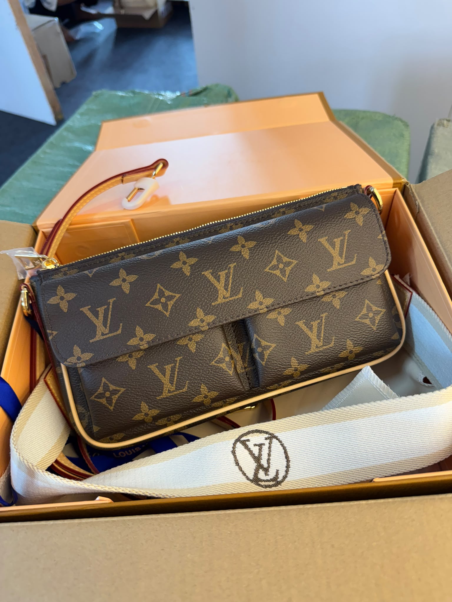 Louis Vuitton Monogram Crossbody Bag Interior Pockets Zip Closure Women India