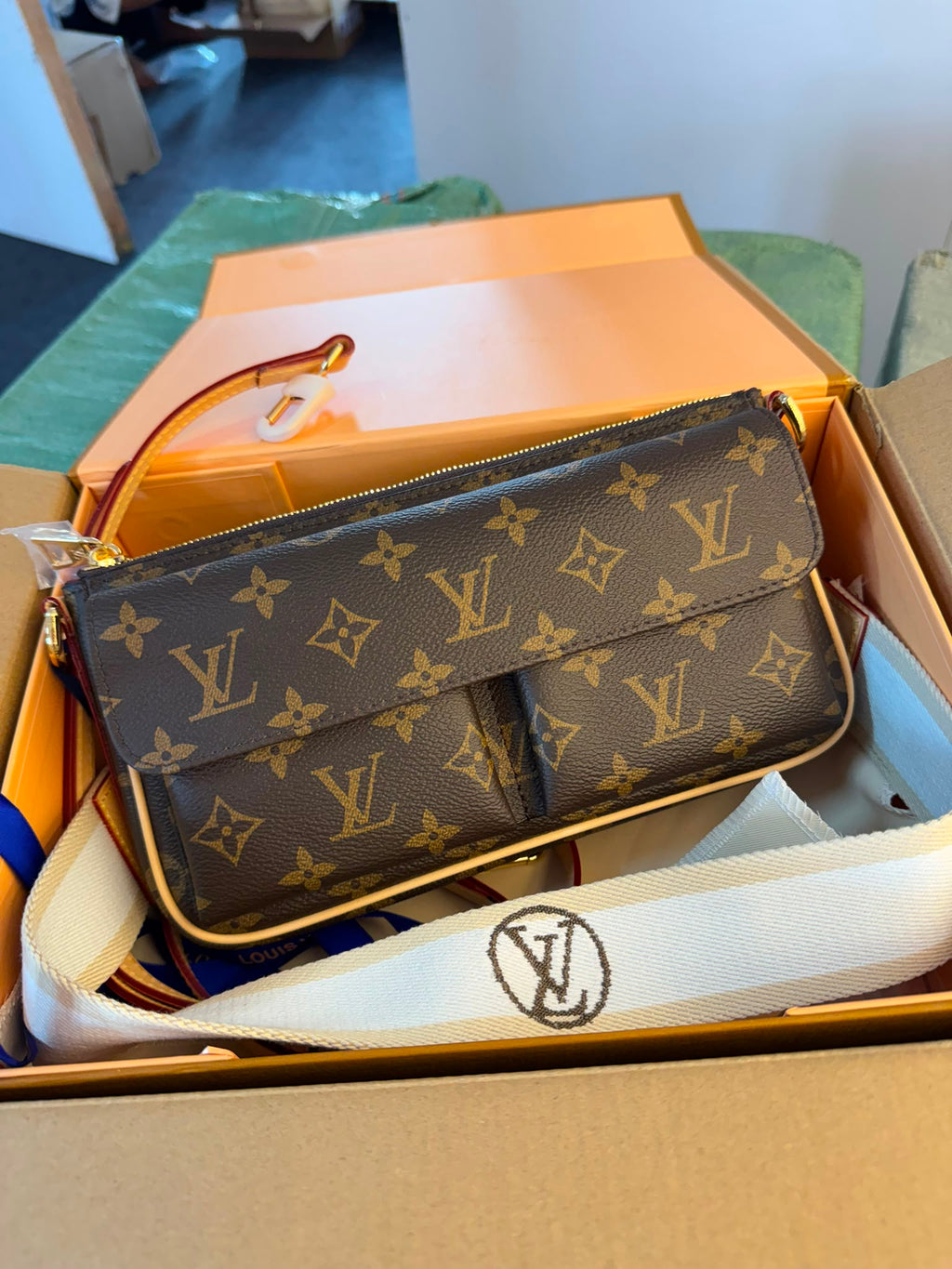 Louis Vuitton Monogram Crossbody Bag Interior Pockets Zip Closure Women India