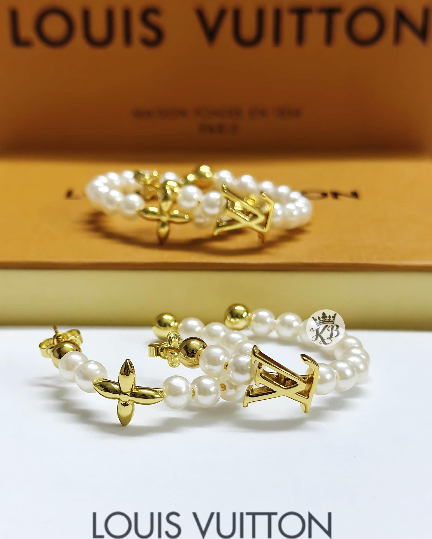 Louis Vuitton LV Pearl Earrings White Gold Finish Luxury Jewellery - PR Collection