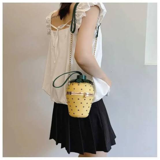 Fun print shoulder bag with comfortable strap