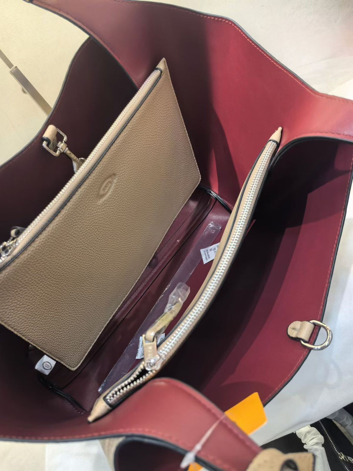 Tod's Boston Tote Bag With Dust Bag Premium Italian Designer India