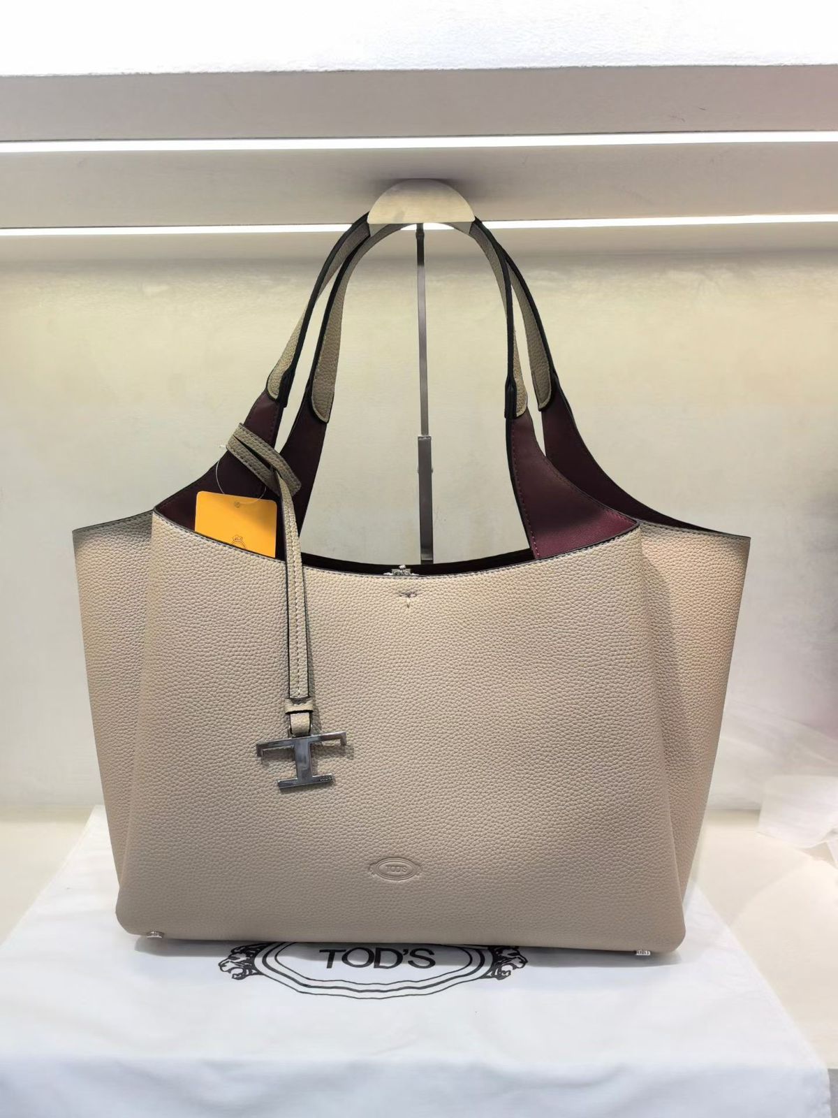 Tod's Boston Tote Bag Nude Luxury Italian Branded Women Handbag India