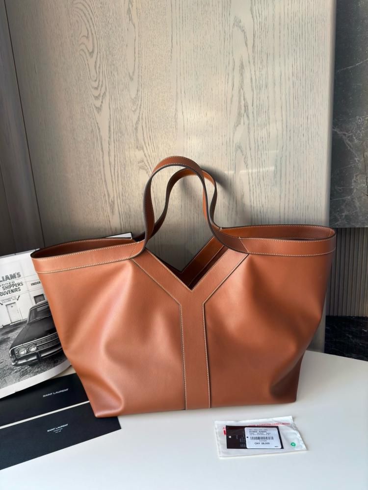 Y Large Tote Bag