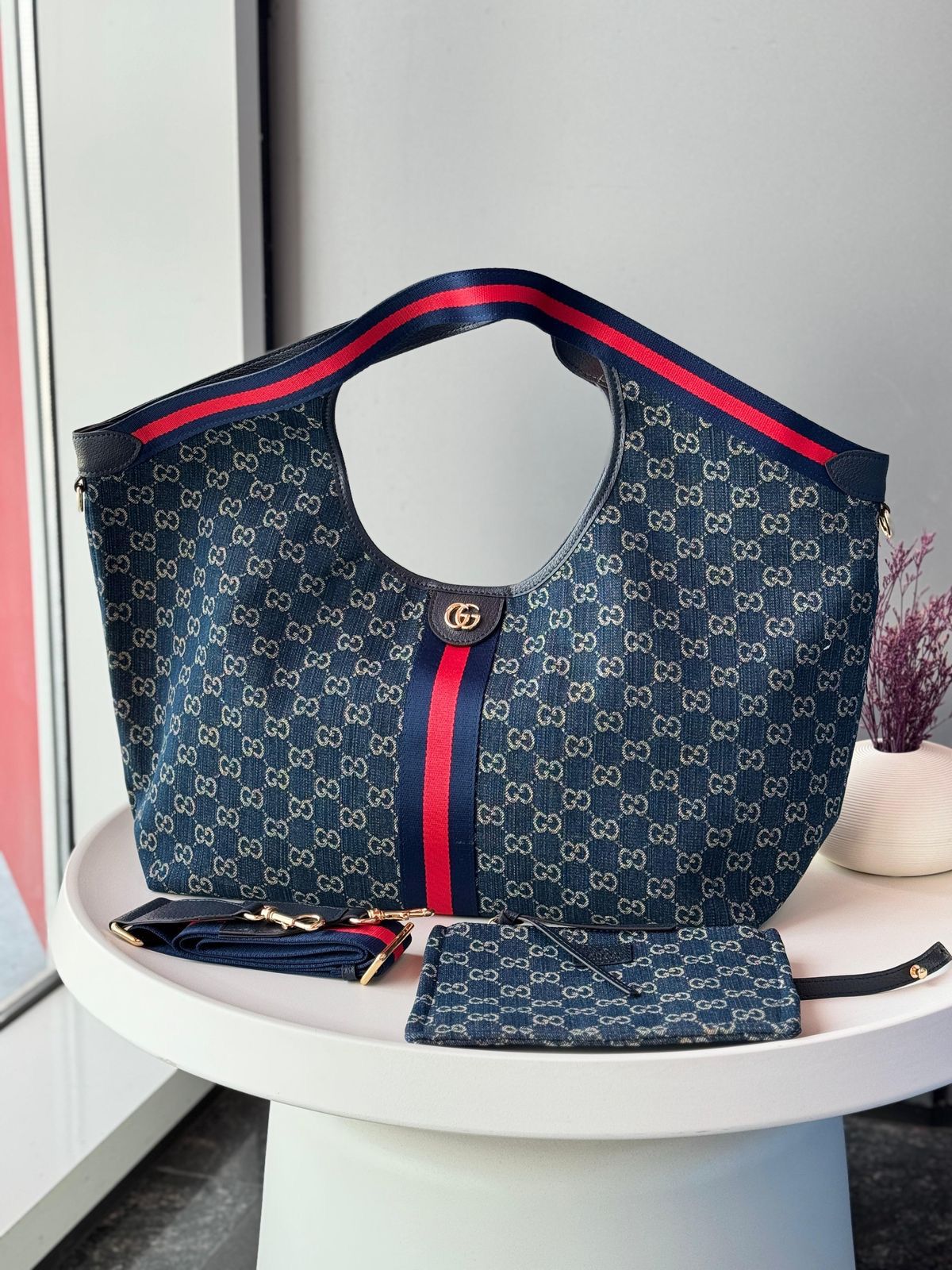 Luxury Giglio Large Tote Bag With Detachable Pouch