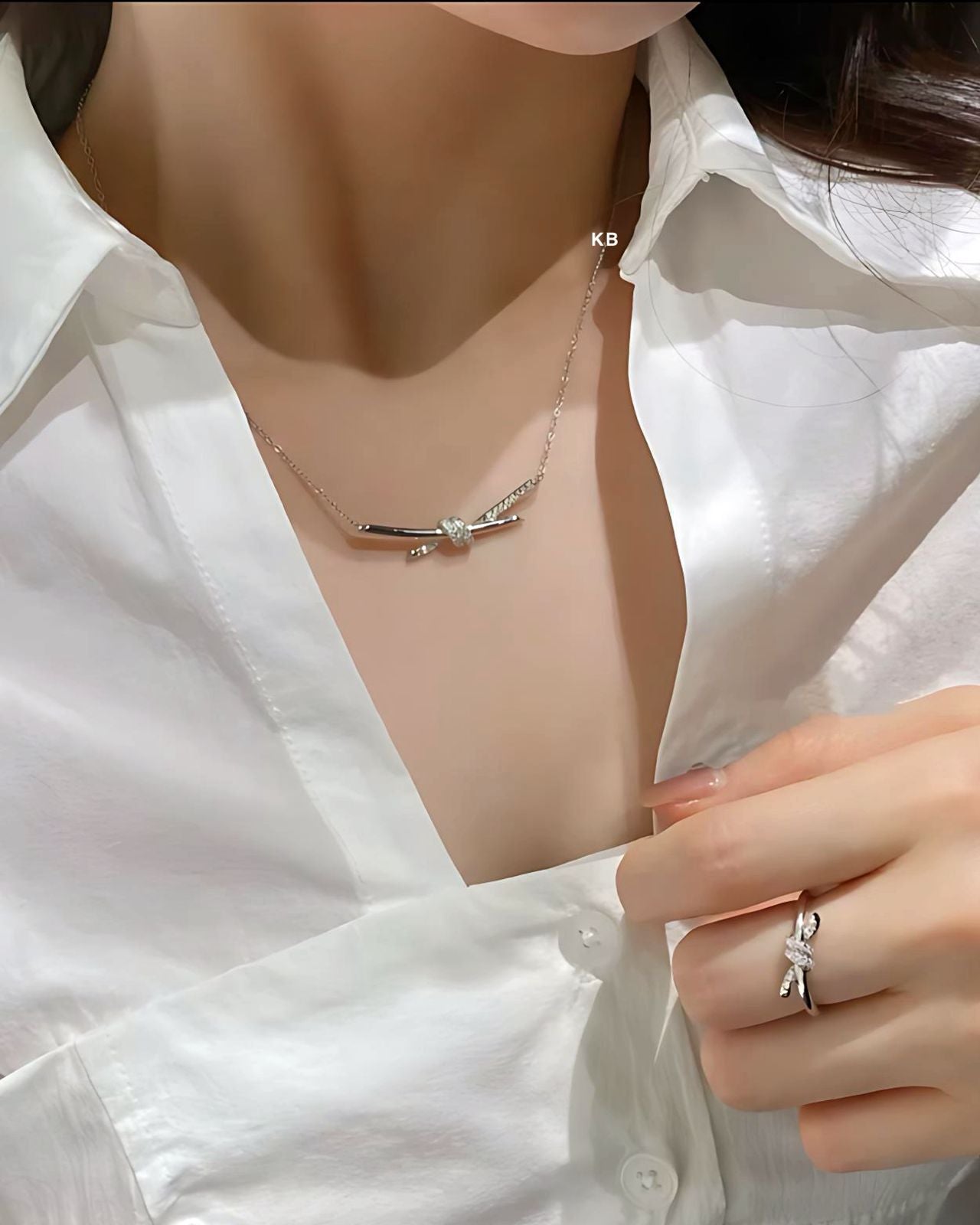 Knot Silver Diamond Pendant