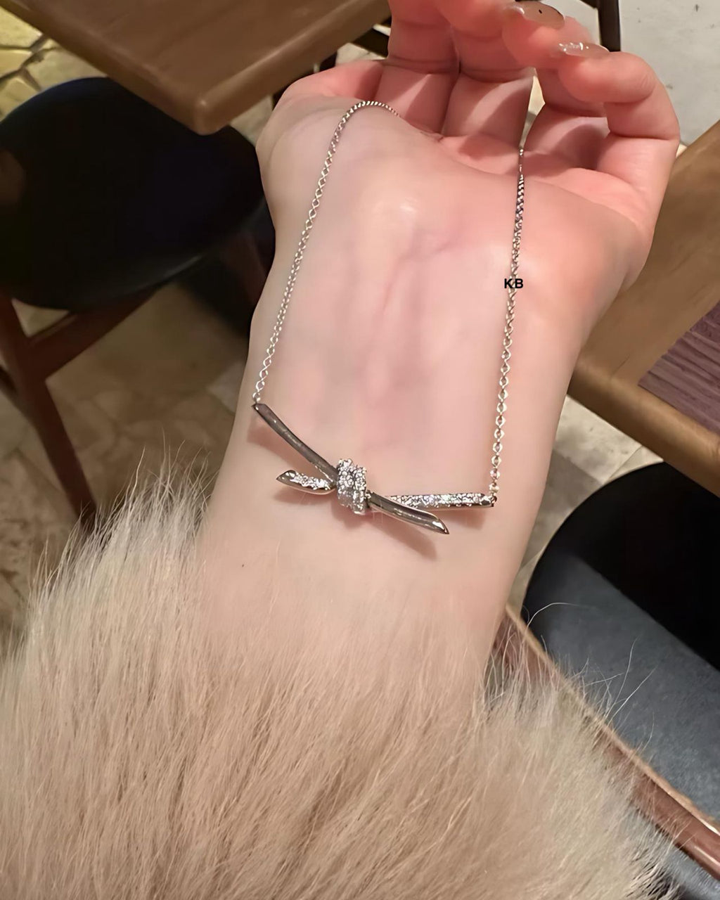 Tiffany Knot Pendant With Silver Diamond